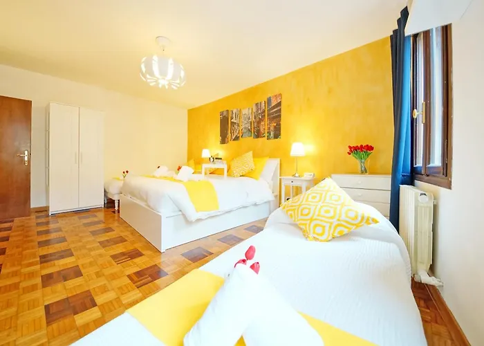 Calle dei Fabbri Apartment
